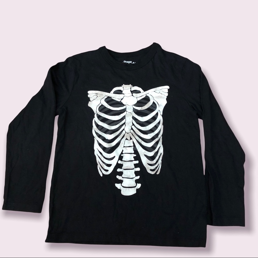 - OshKosh bundle 2 top Black, Red kids Long Sleeve Sz 7, 8. - Picture 5 of 5